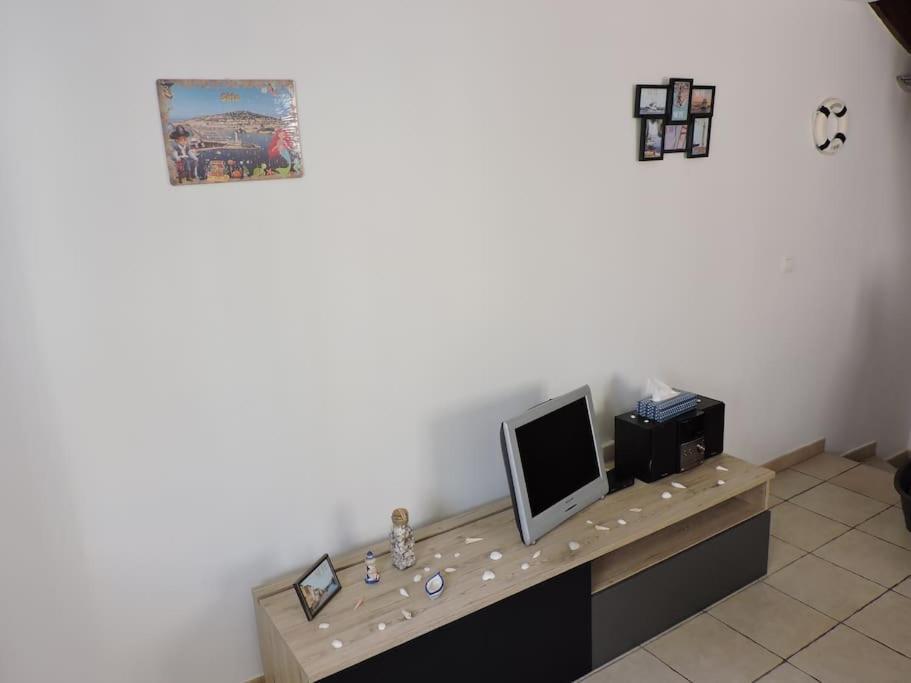 Maison Quartier Pointe-Courte A Sete Bagian luar foto